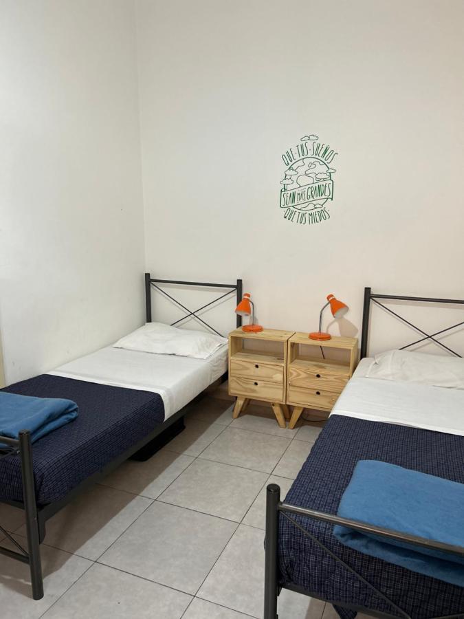 Hostal Reina Madre *